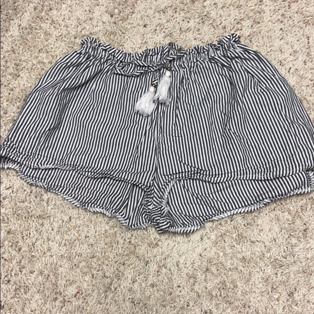 Stripes shorts